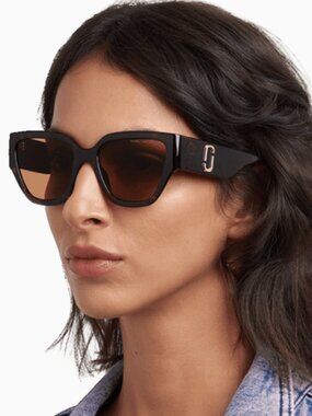 NEW Marc Jacobs MARC 528/S Cat Eye Sunglasses  Black Dark Grey Gradient 807/9O Marc Jacobs Sunglasses MARC 528/S 807 9O Black Dark Grey  main image 2
